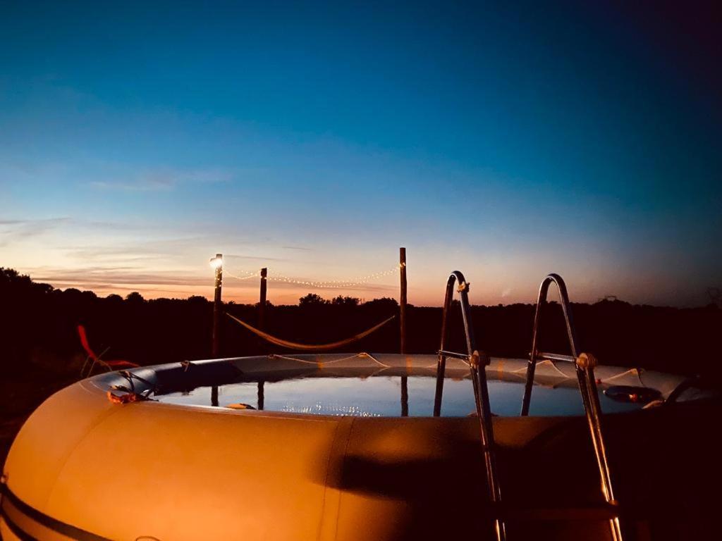 La Bruyere - B & B - Tréban Dış mekan fotoğraf